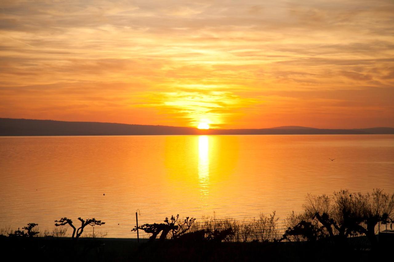 Anastazija Sea View Apartman Omiš Kültér fotó