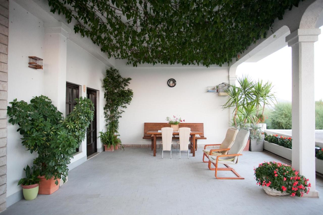 Anastazija Sea View Apartman Omiš Kültér fotó