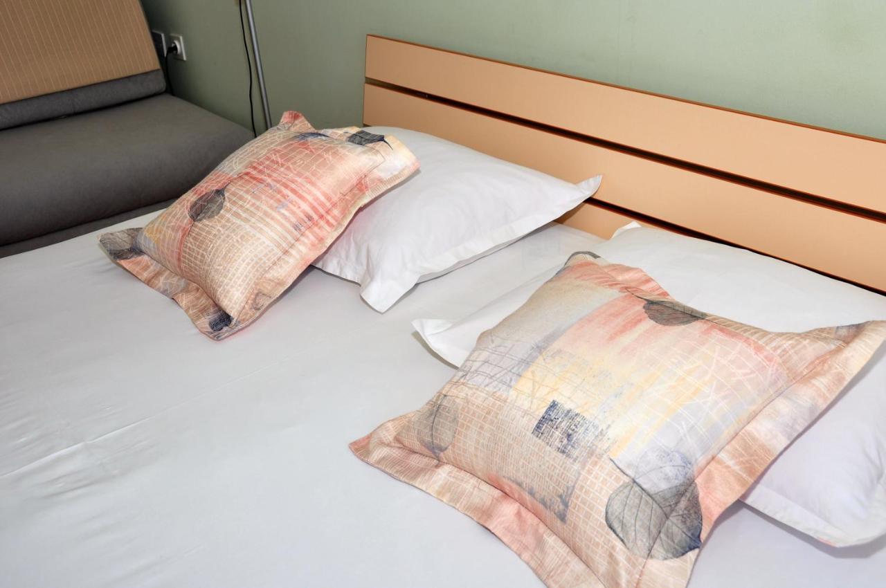 Anastazija Sea View Apartman Omiš Kültér fotó