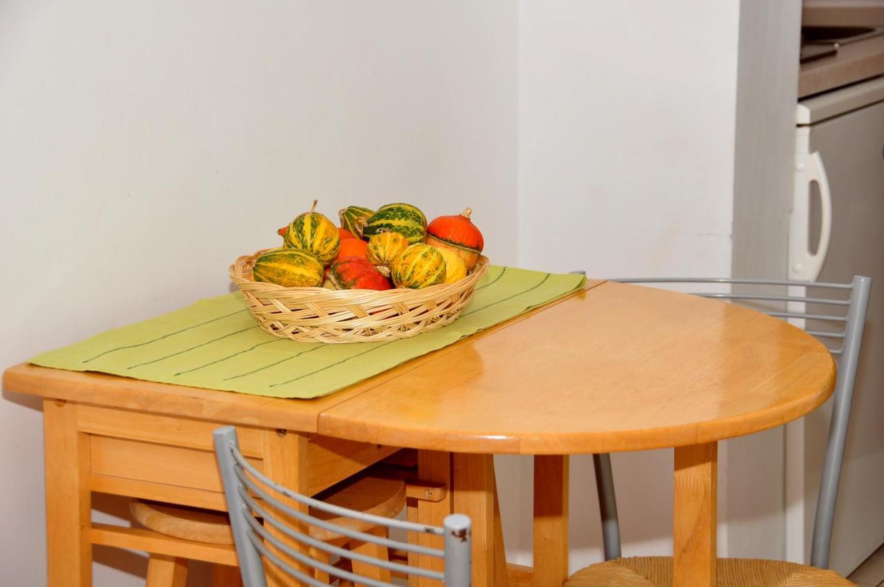 Anastazija Sea View Apartman Omiš Kültér fotó