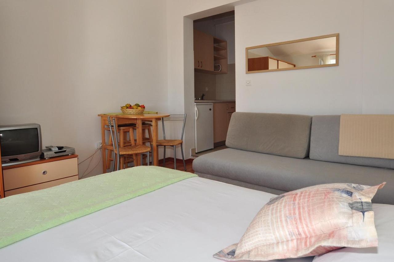Anastazija Sea View Apartman Omiš Kültér fotó